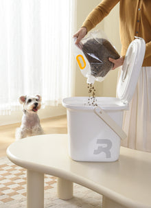 Pet Smart Food Storage Container