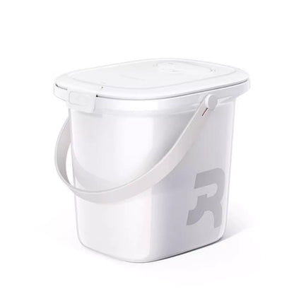 Pet Smart Food Storage Container