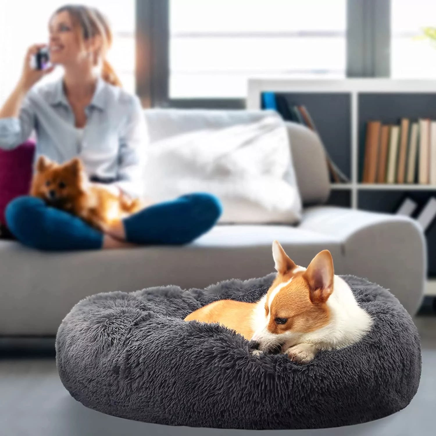 Round Plush Pet Bed with Non-Slip Base Dark Grey Style Usage scenarios