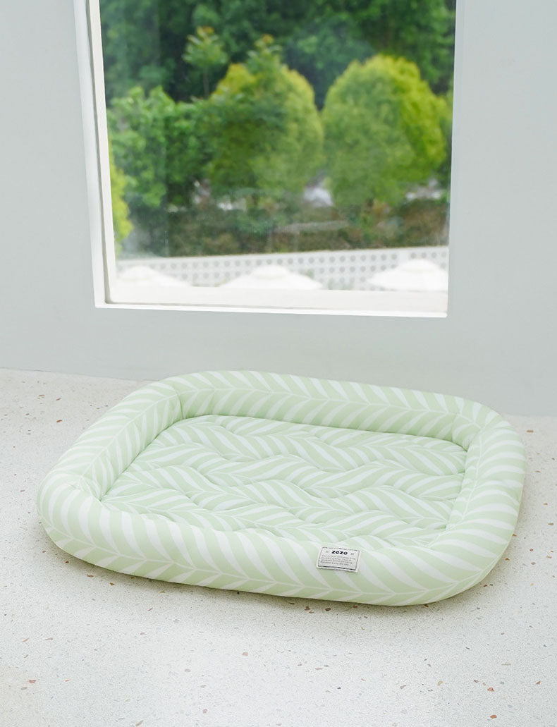 Edged Pet Cooling Mat
