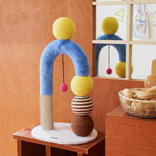 Geometric Figures Cat Scratcher